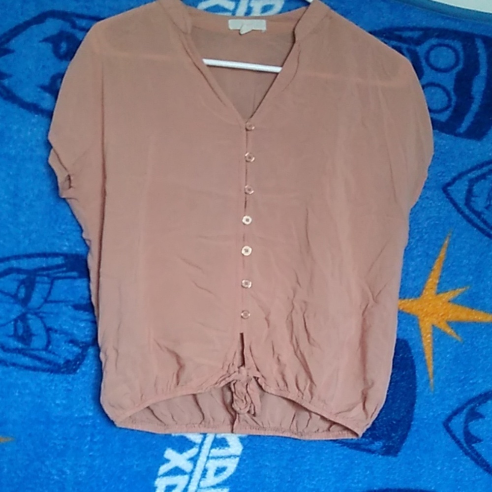 Peach flowy top